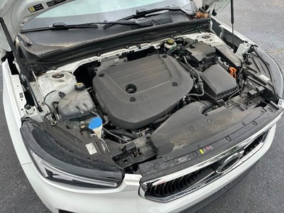 2023 Volvo XC40 B4 Core