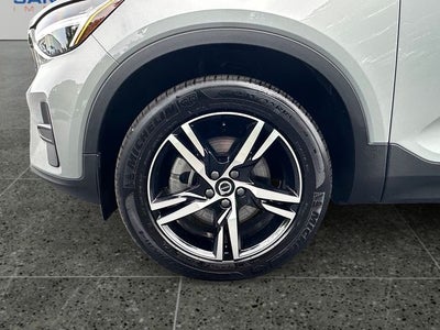 2025 Volvo XC40 B5 Core