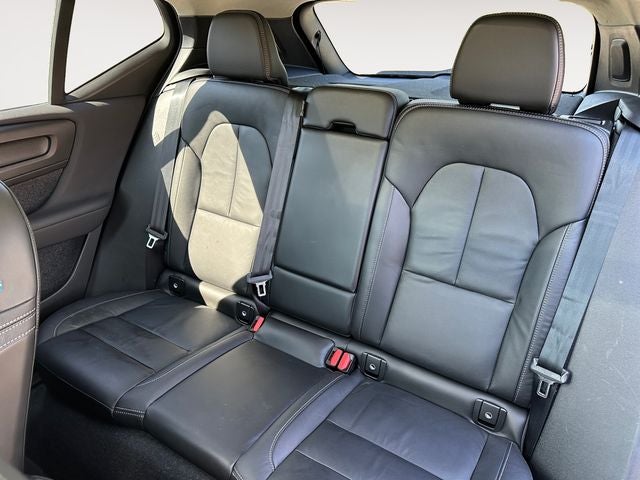 2023 Volvo XC40 Ultimate