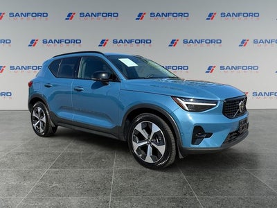 2023 Volvo XC40 Ultimate