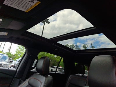2022 Ford Explorer ST-Line