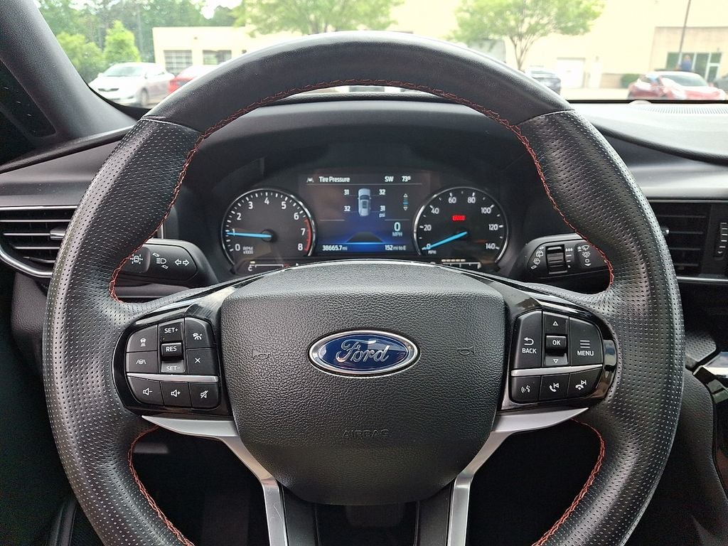 2022 Ford Explorer ST-Line