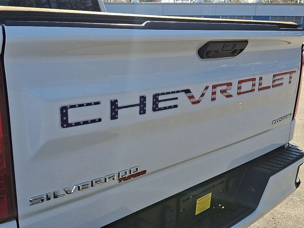 2024 Chevrolet Silverado 1500 Custom