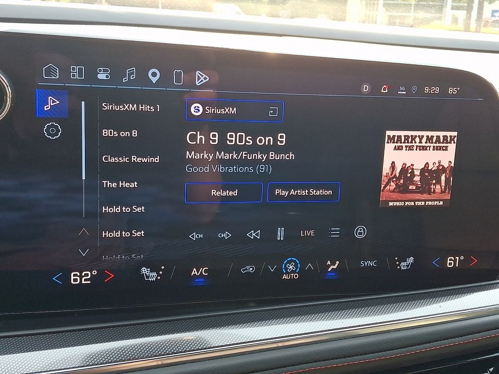 2025 Chevrolet Tahoe RST