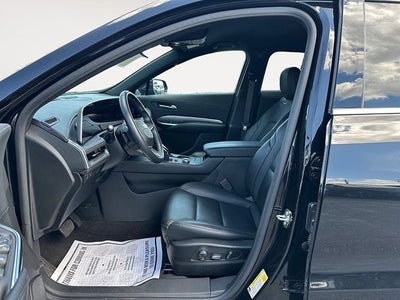 2024 Cadillac XT4 Premium Luxury