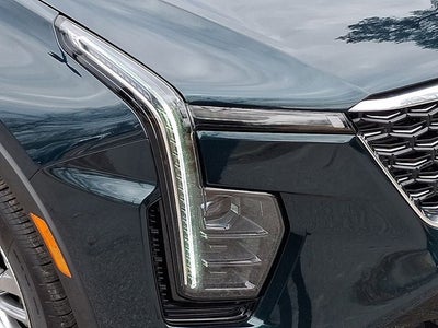 2025 Cadillac XT4 Premium Luxury