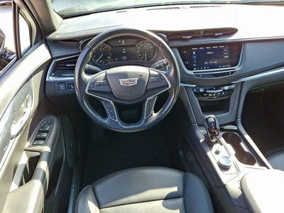 2022 Cadillac XT5 Premium Luxury