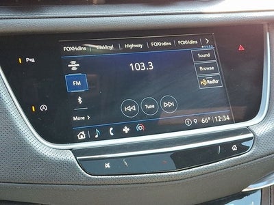 2022 Cadillac XT5 Premium Luxury