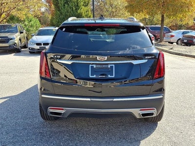 2022 Cadillac XT5 Premium Luxury
