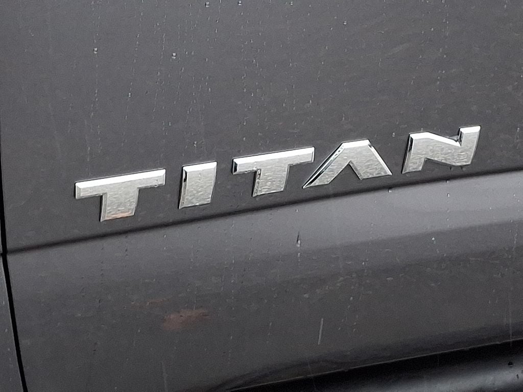 2024 Nissan Titan SV