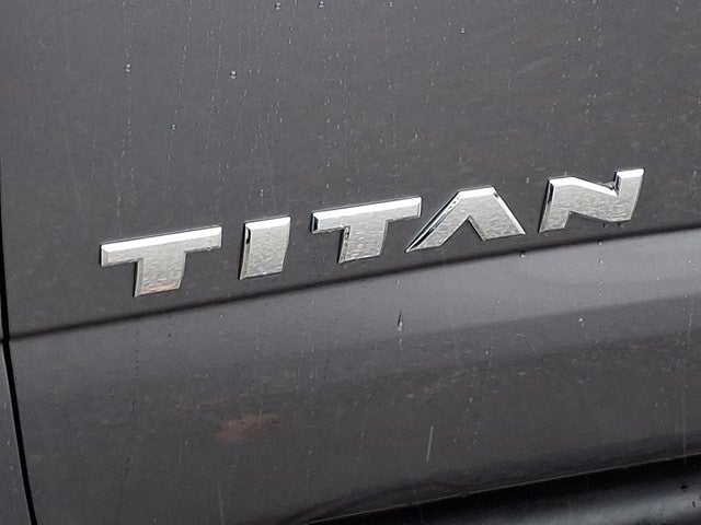 2024 Nissan Titan SV