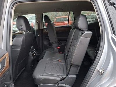 2025 Volkswagen Atlas 2.0T SE w/Technology