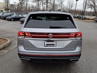 2025 Volkswagen Atlas 2.0T SE w/Technology