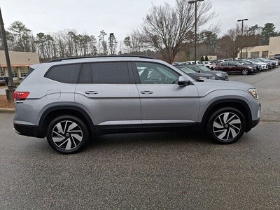 2025 Volkswagen Atlas 2.0T SE w/Technology