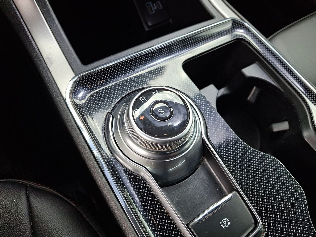 2021 Ford Edge ST Line