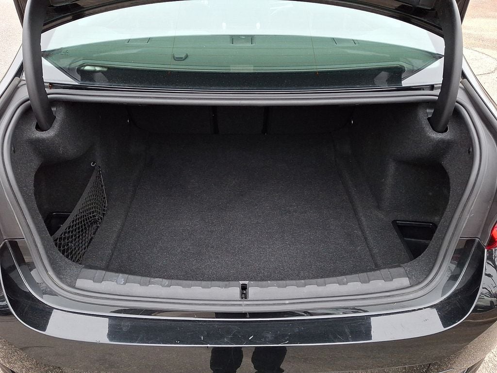 2023 BMW 3 Series 330i xDrive