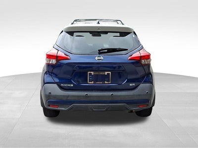2020 Nissan Kicks SR