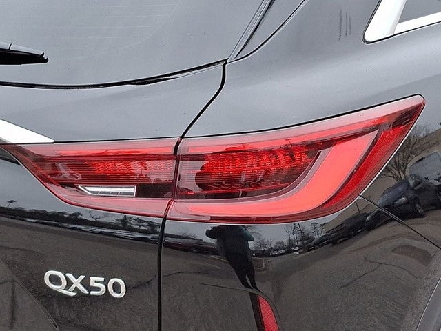 2023 INFINITI QX50 LUXE FWD