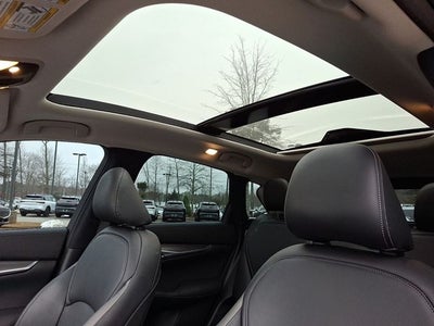 2023 INFINITI QX50 LUXE FWD