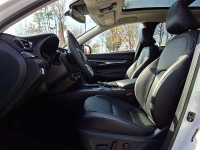 2022 INFINITI QX50 LUXE FWD