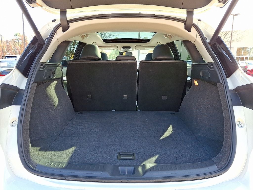 2022 INFINITI QX50 LUXE FWD