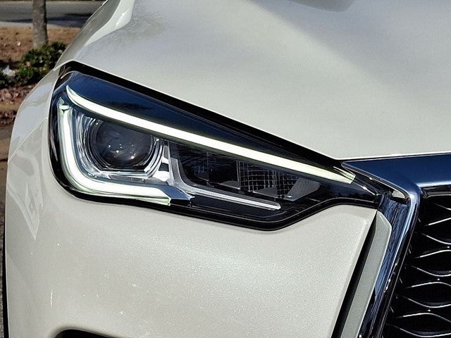 2022 INFINITI QX50 LUXE FWD