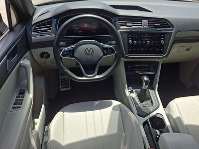 2023 Volkswagen Tiguan 2.0T SE R-Line Black