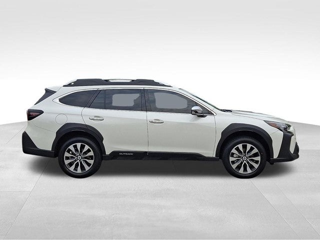 2023 Subaru Outback Touring