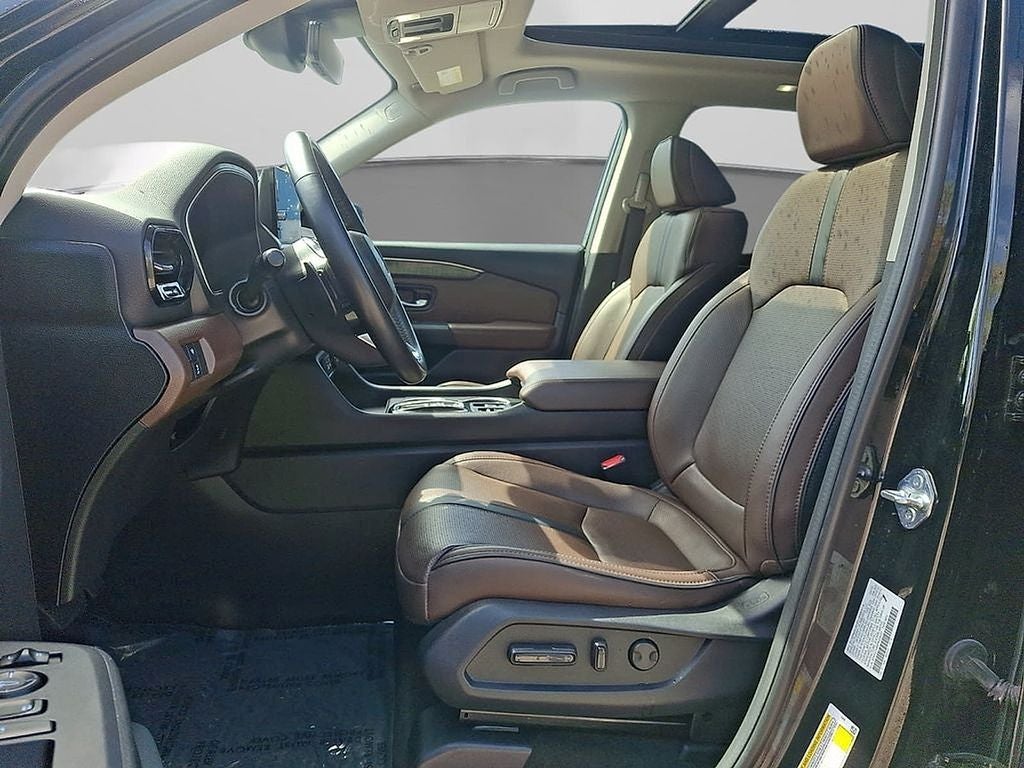 2023 Honda Pilot Elite