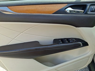 2015 Lincoln MKC Base