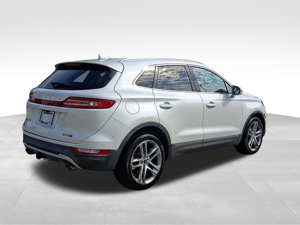 2015 Lincoln MKC Base