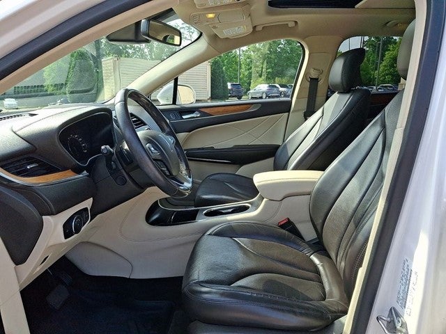 2015 Lincoln MKC Base