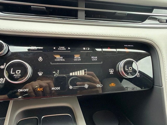 2027 INFINITI QX60 Luxe AWD