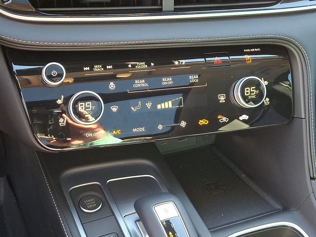 2025 INFINITI QX60 Sensory AWD