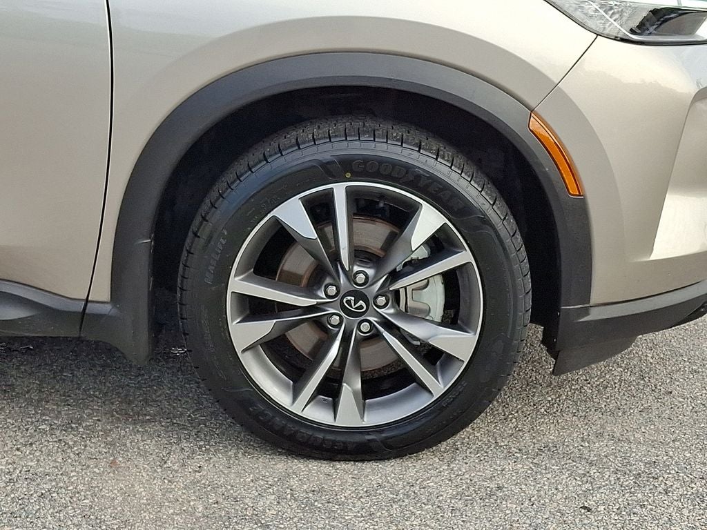 2023 INFINITI QX60 LUXE FWD