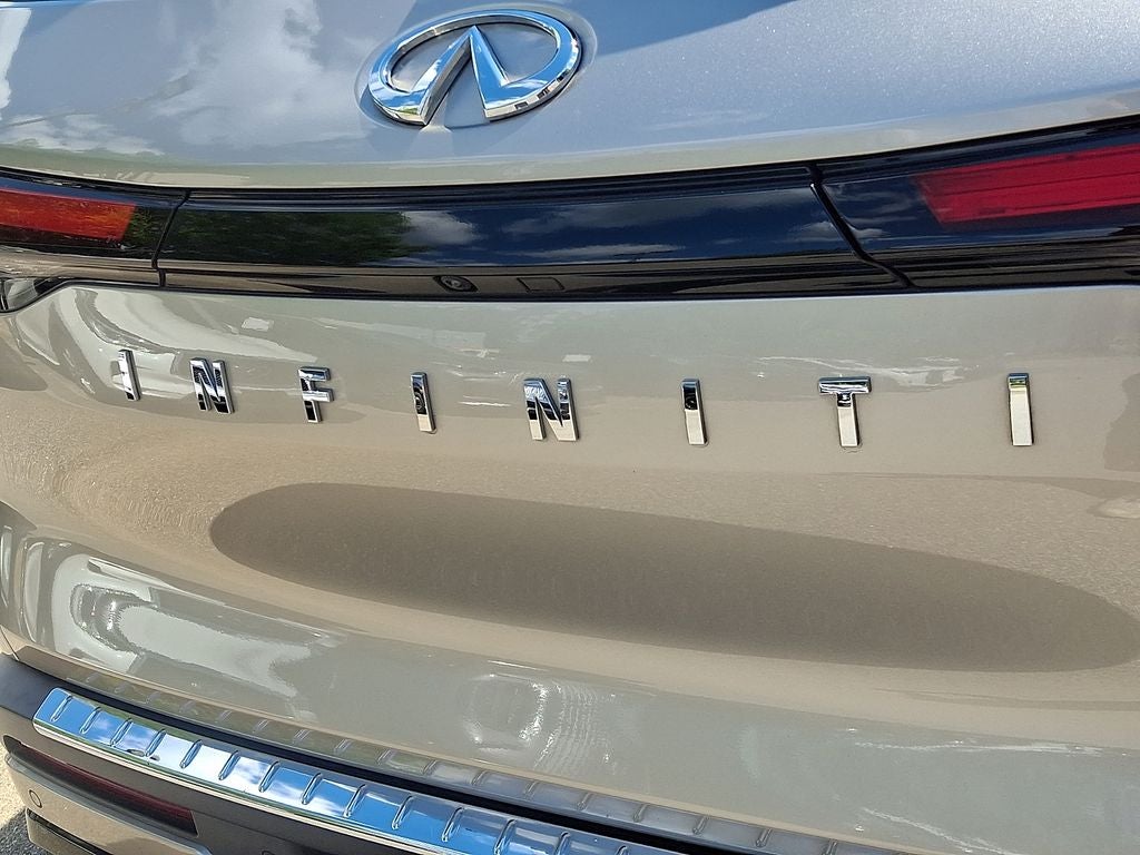 2023 INFINITI QX60 LUXE FWD