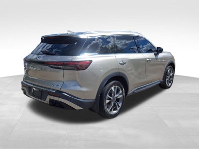 2023 INFINITI QX60 LUXE FWD
