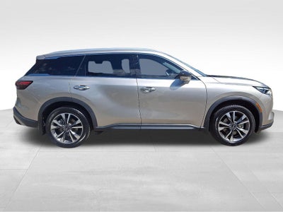 2023 INFINITI QX60 LUXE FWD