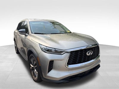2023 INFINITI QX60 LUXE FWD