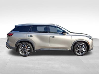 2023 INFINITI QX60 LUXE FWD