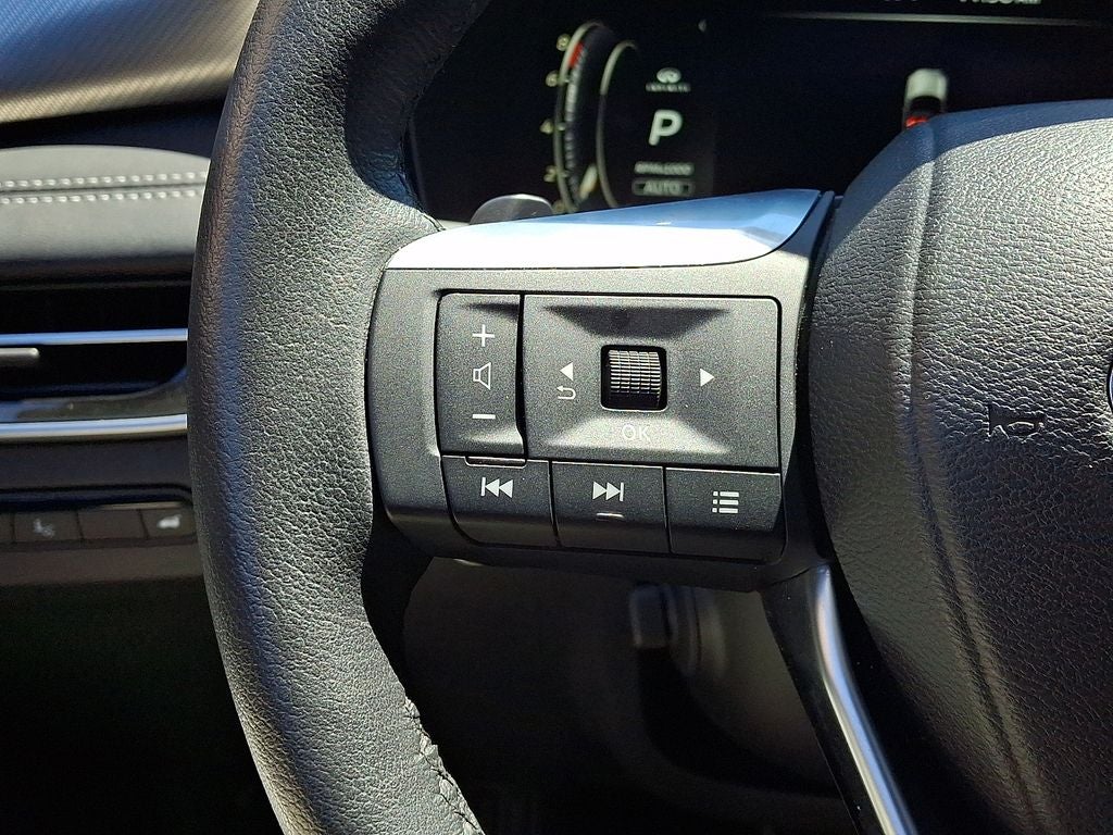 2023 INFINITI QX60 LUXE AWD