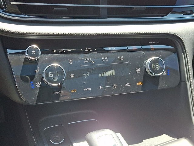 2023 INFINITI QX60 LUXE AWD
