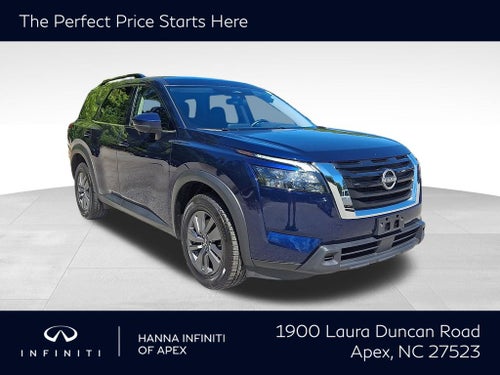 2024 Nissan Pathfinder SV