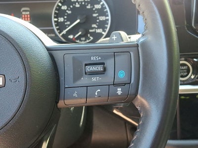 2024 Nissan Pathfinder SV