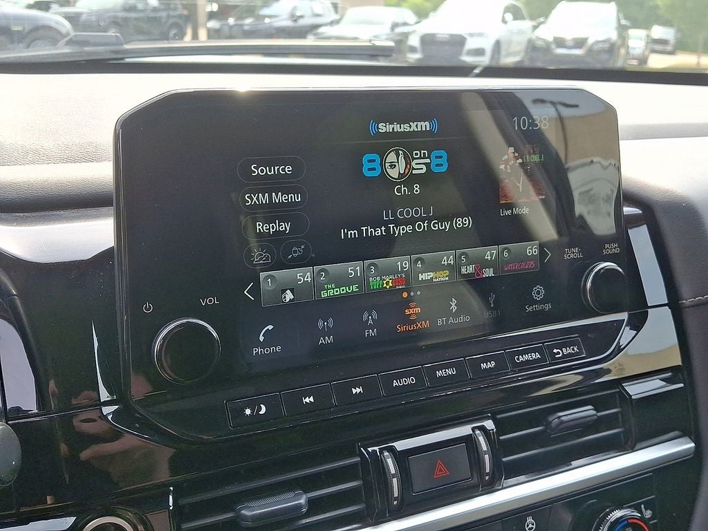 2024 Nissan Pathfinder SL