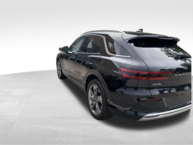 2023 Genesis Electrified GV70 Advanced
