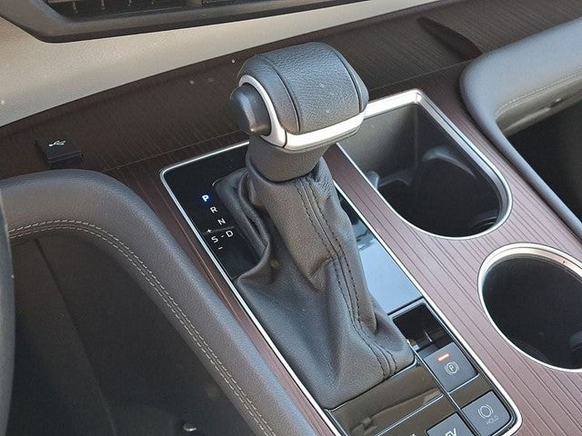 2024 Toyota Sienna XLE 8 Passenger