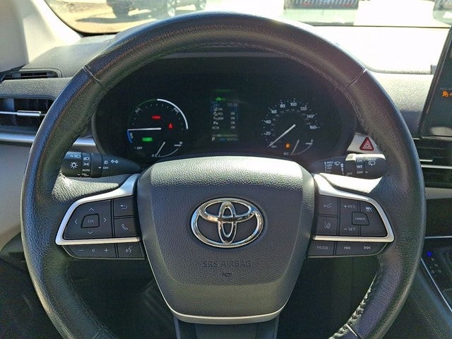 2024 Toyota Sienna XLE 8 Passenger