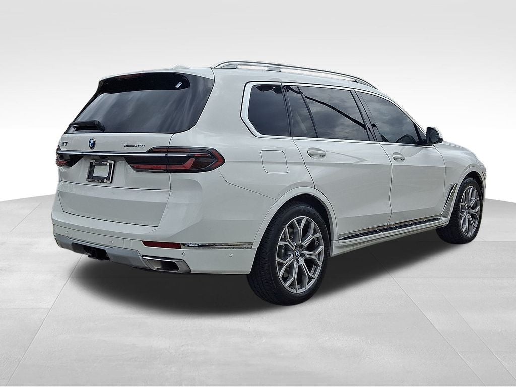 2023 BMW X7 xDrive40i
