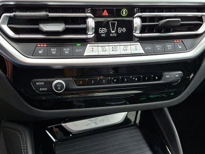 2023 BMW X4 xDrive30i